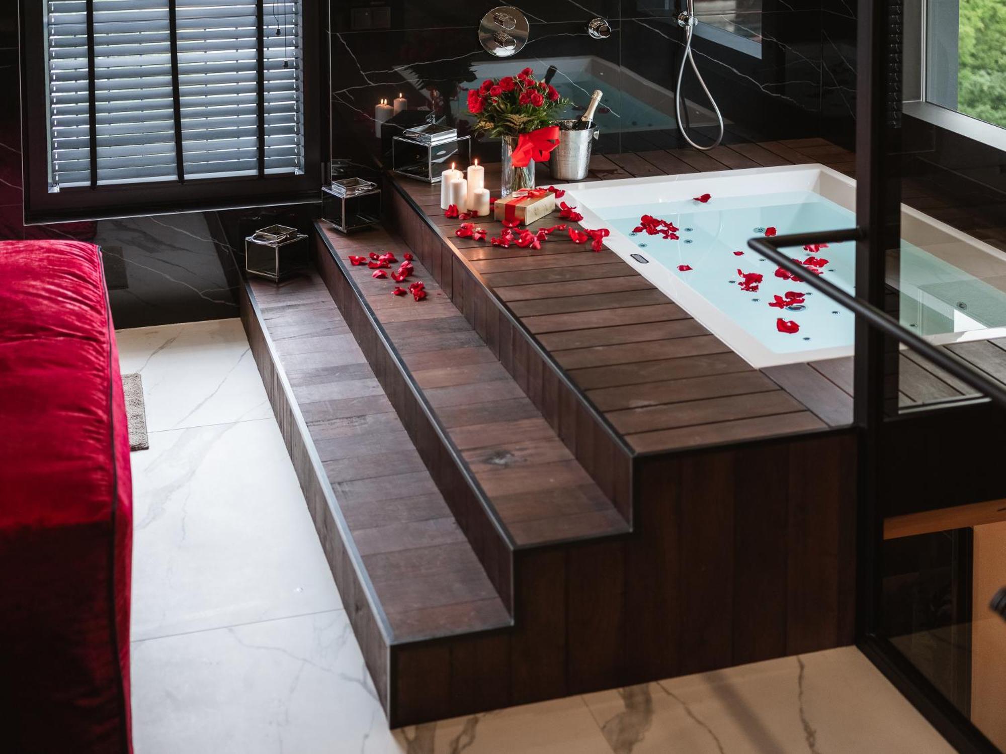 Art Penthouse With Jacuzzi - Krakow Center Cracóvia Exterior foto