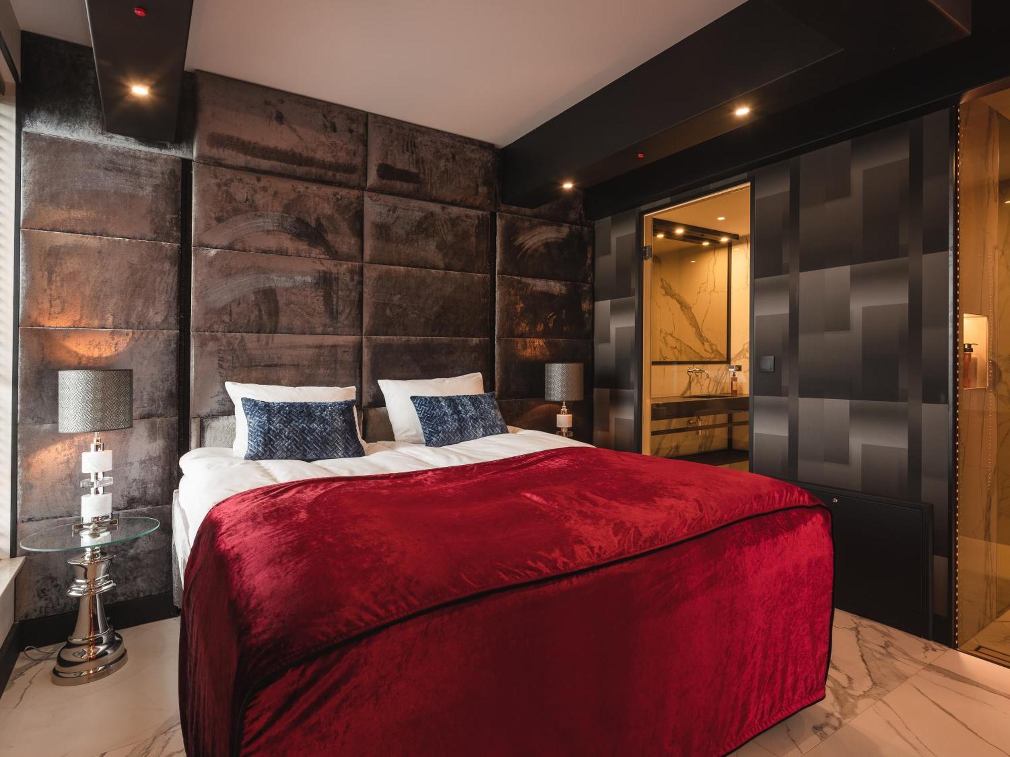 Art Penthouse With Jacuzzi - Krakow Center Cracóvia Quarto foto